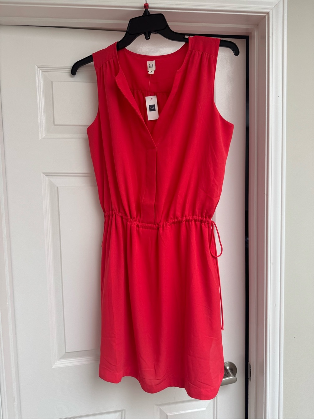 GAP Sleeveless V-Neck Drawstring Waist Dress in Bright Red